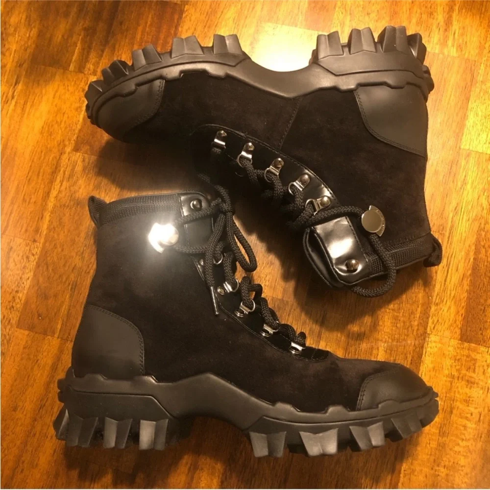 Moncler hiking boots new in box size 38.5. - Picture 6 of 12